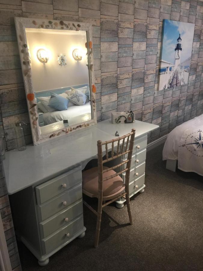 Blacksmiths Boutique B&B Robin Hood's Bay Exterior foto